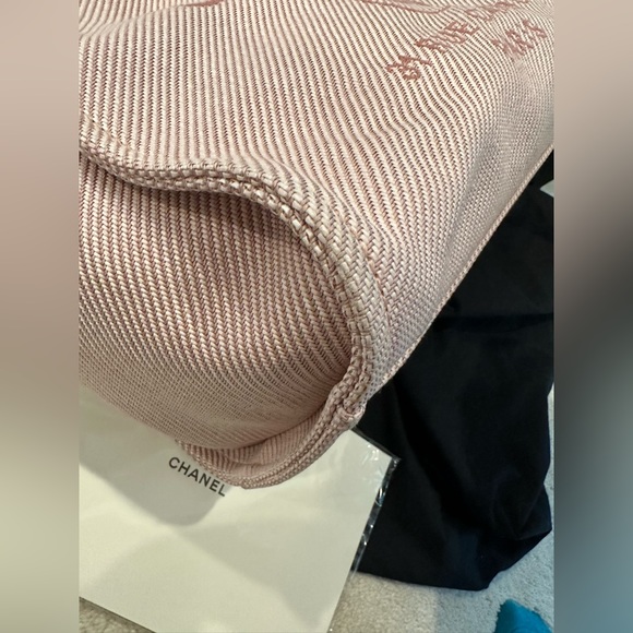 Chanel Deauville Pink Tote (Full set) - Picture 8 of 10